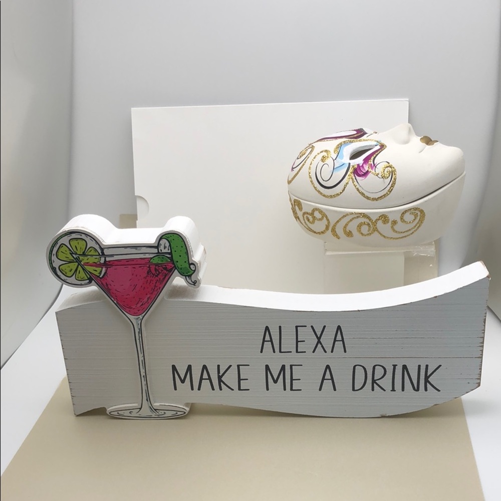 Wooden Decorative Destress White Cocktail Party Sign 5”Hx 10” W x 1” D NWOT